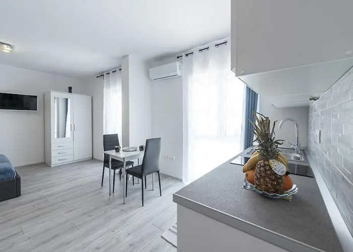 Joyful Place Apartment