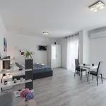 Joyful Place Apartman *